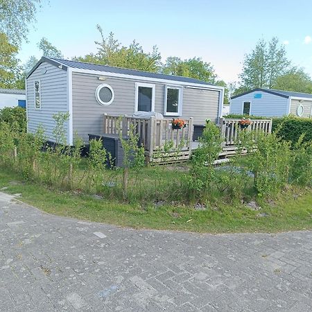 Bj Chalets - Robbengat 85 - Gezellige Chalet Op Vakantiepark Lauwersoog! Vroege Incheck! Met Airco! Exterior foto